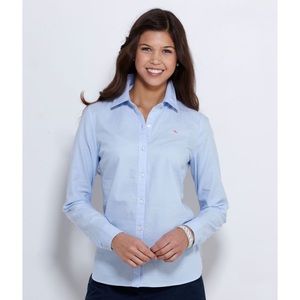 ☀️ Vineyard Vines Classic Button Down Shirt